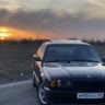 чёрная BMW