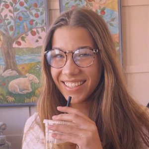 Karsyn Elizabeth on Likee